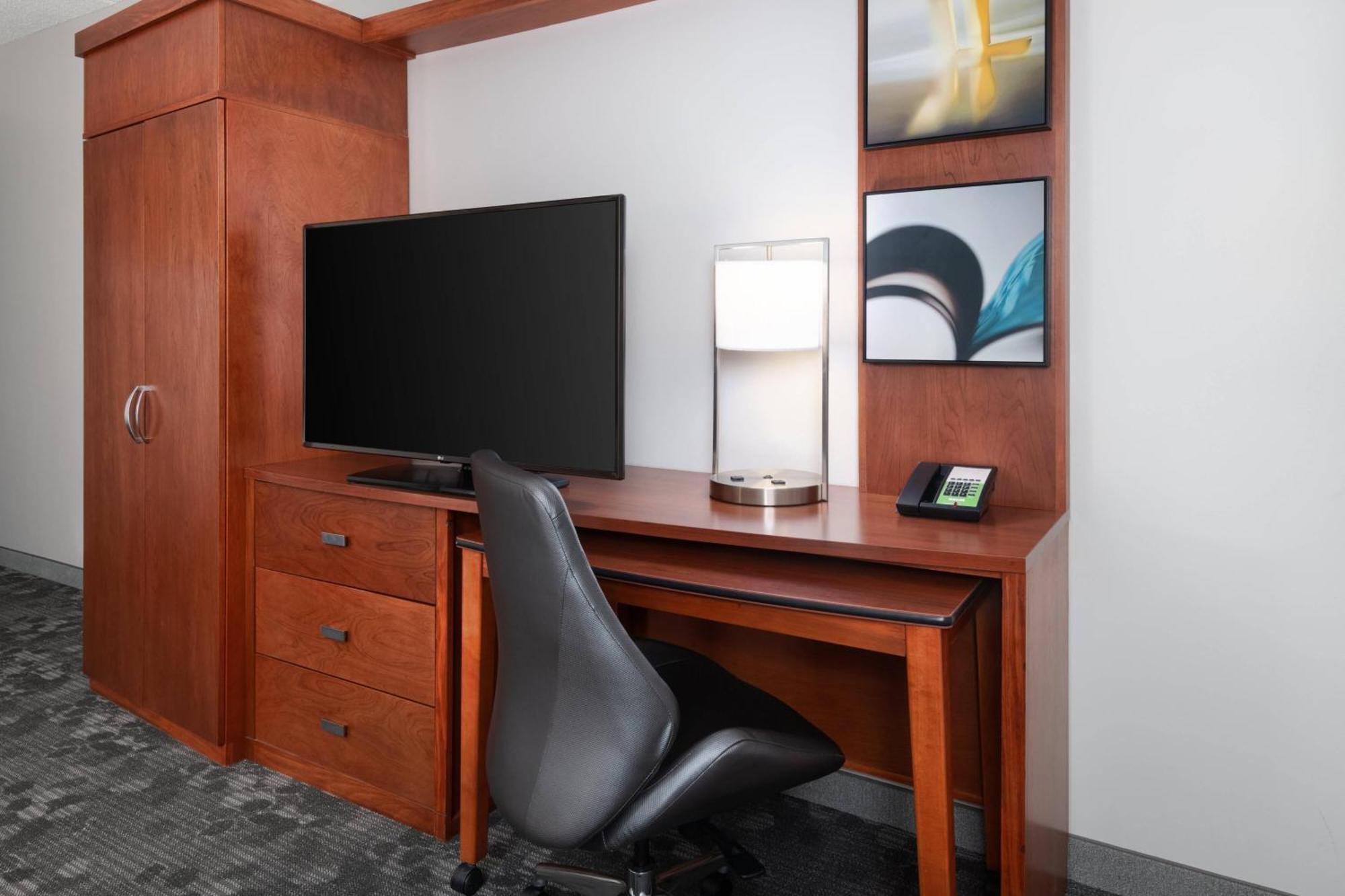 Courtyard By Marriott Pittsburgh Washington Meadow Lands Otel Dış mekan fotoğraf